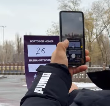 Внедорожник на маршруте автоквеста